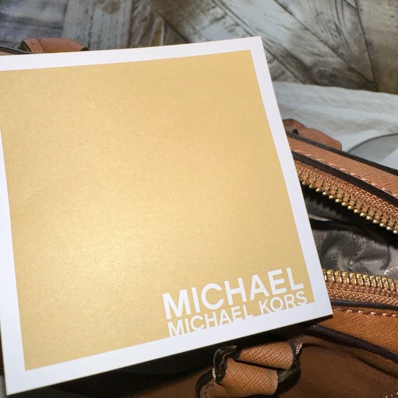 Michael Kors Satchel Purse - Picture 6 of 8